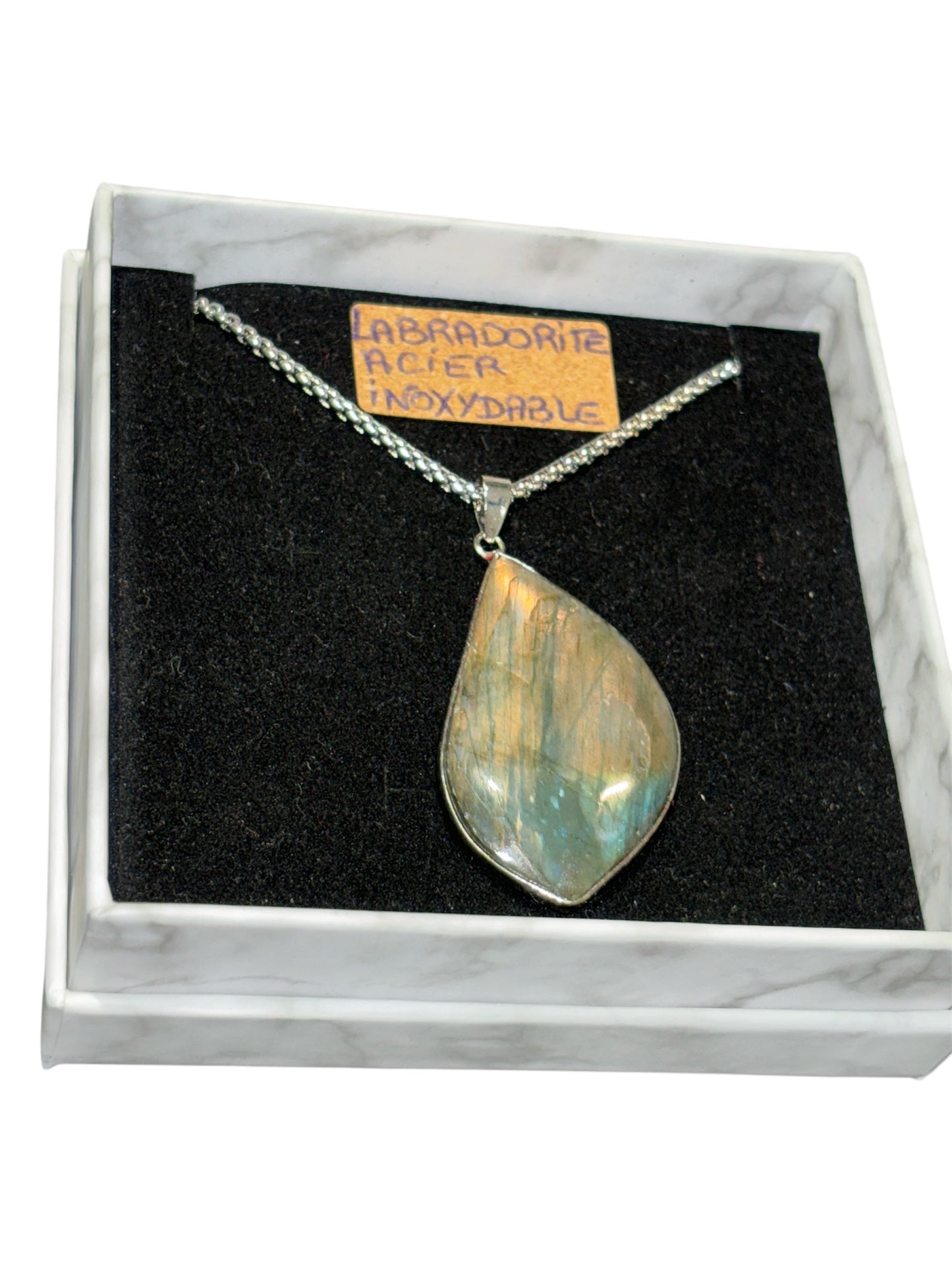 Chaîne et pendentif en Labradorite