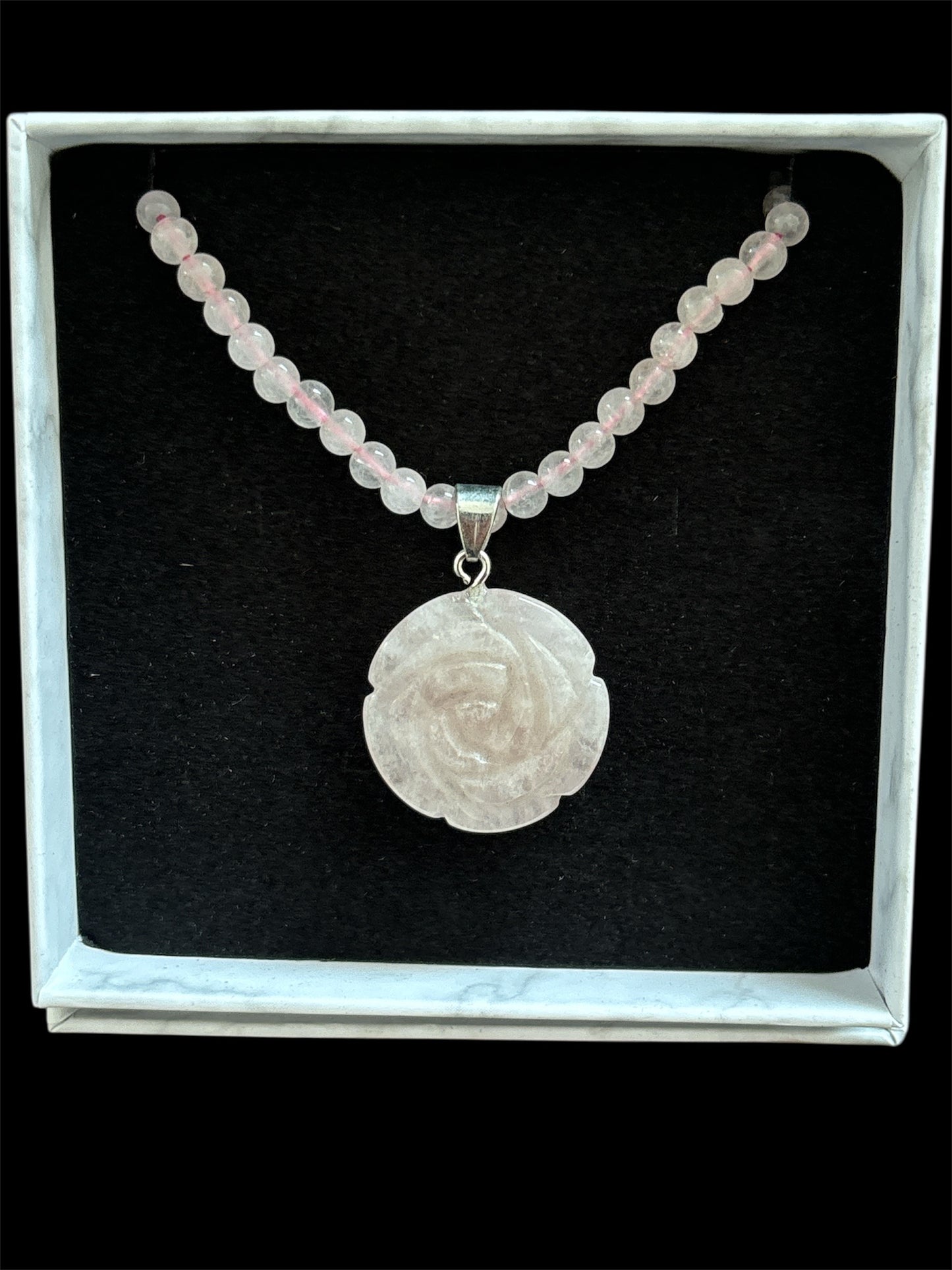 Collier et pendentif en quartz rose