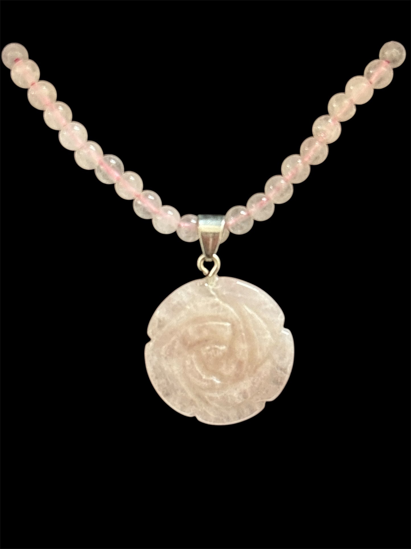Collier et pendentif en quartz rose